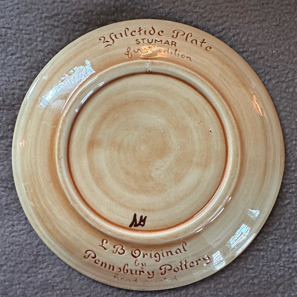Pennsbury Pottery first edition Yuletide Plate - Picture 2 of 2